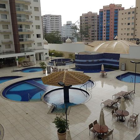 Residencial Casa Da Madeira Appartamento Caldas Novas Esterno foto